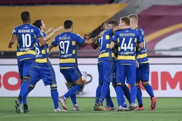 周日017 法甲保级焦点:欧塞尔主场死磕,巴黎FC客场抢分保中游